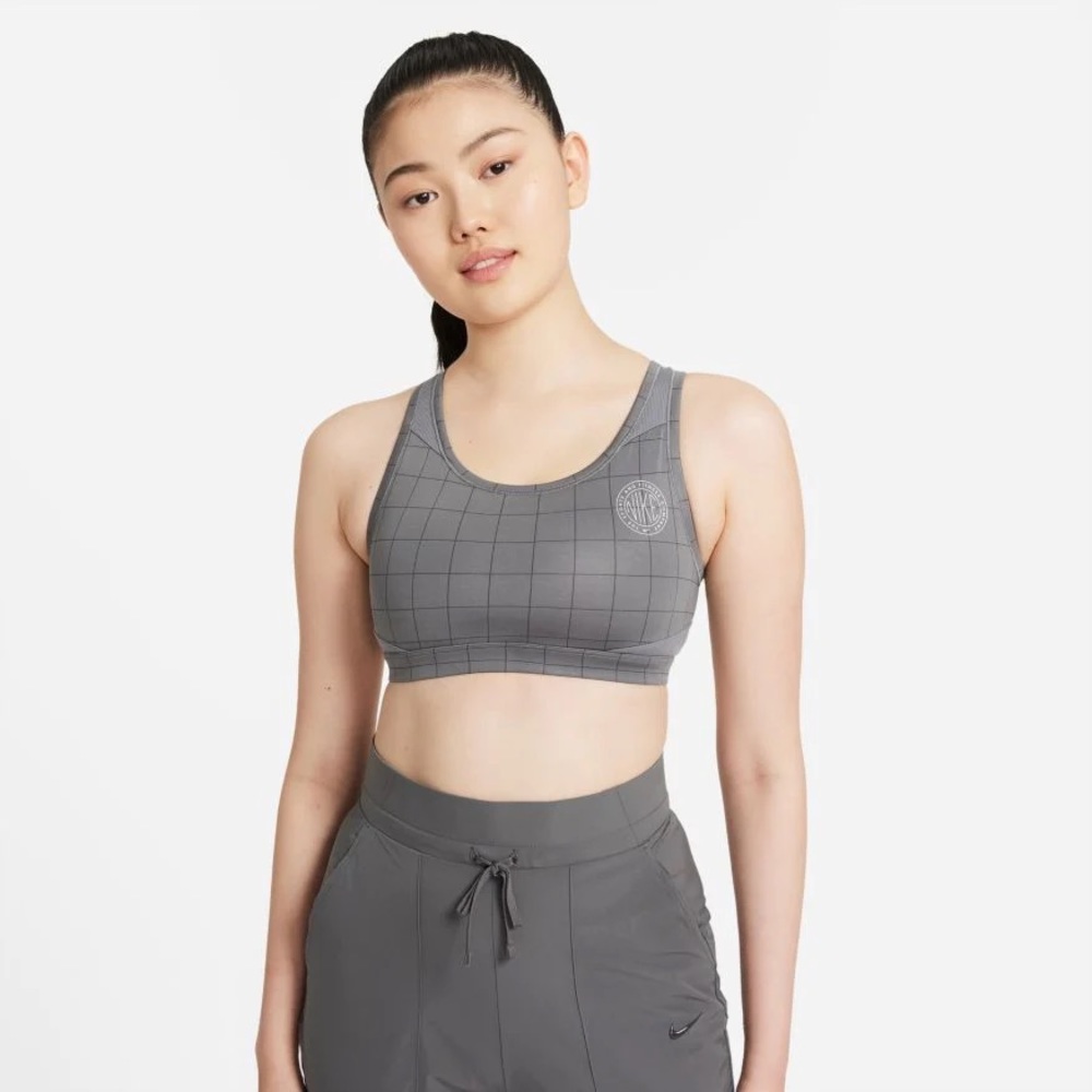 NWT Nike Swoosh Bra Femme 3.1